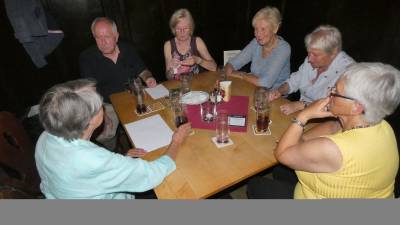 Bamberg, CDU-Reisegruppe im Schlenkerla mit Ulrich Steiner, Select-Tours